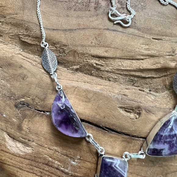 Banded amethyst Navajo style necklace - Picture 5 of 8
